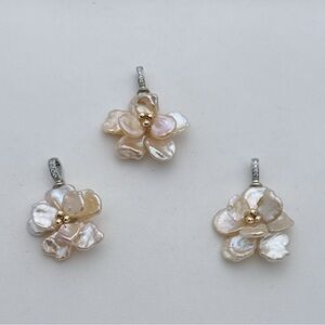 P117 Handmade Freshwater Champagne Pink Flower Petal Pearl Detachable Pendants